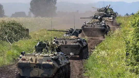 Sladkov Says Frontline Gains Need Strikes on Rear