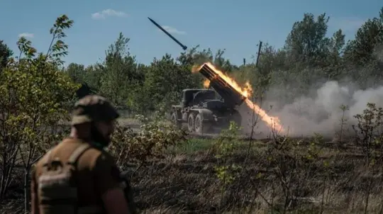 Ramstein Meeting Brings New Military Aid for Ukraine