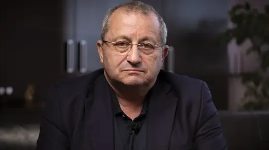 Kedmi Says NATO Weakens Itself as Russia Holds Back