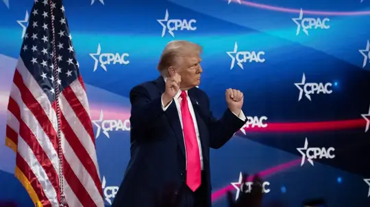 Trump Weighs US Exit From NATO Over Middle East Rift