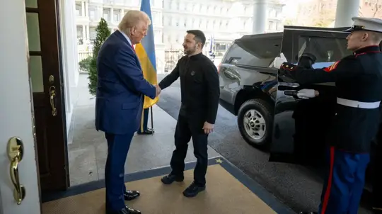 Trump May Push Zelensky Toward Donbass Concessions