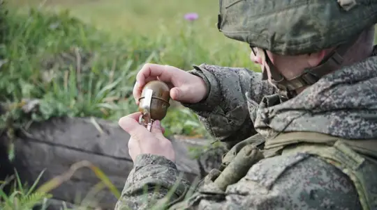 Ukrainian Soldiers Mistake Stone for Grenade and Surrender to Russian Troops
