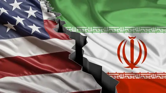 US and Iranian Ships Clash in Strait of Hormuz