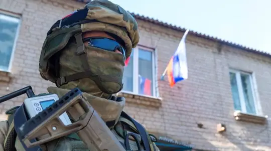 Russian Forces Report Taking Two Settlements in Ukraine