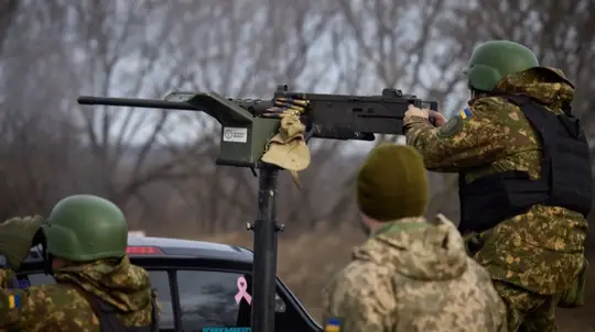 Donetsk Fighter Claims Ukraine Burned Villages, Blocked Evacuations