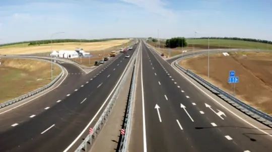 Drone Threat to M-4 Don Highway Raises Crimea Risks