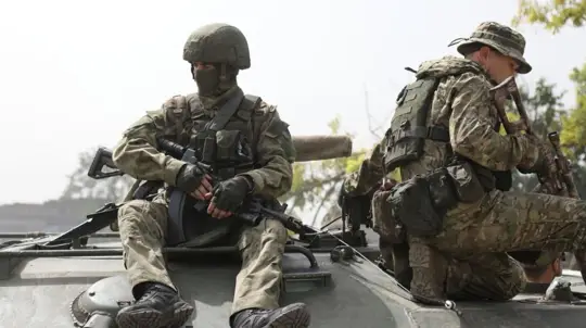 Russian Forces Advance as Fighting Intensifies in Donbas