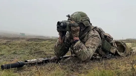 Russian Scout Escapes AFU Rear Carrying Phone and Map