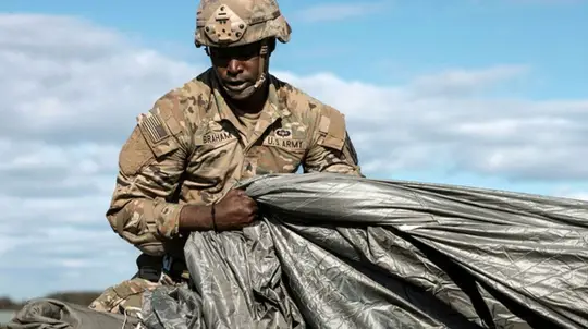 US Deploys 4,500 Troops to Middle East Amid Iran Tensions