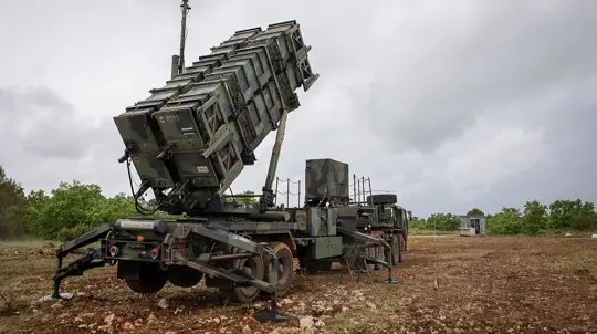 Raytheon Wins $3.7B Patriot GEM-T Deal for Ukraine