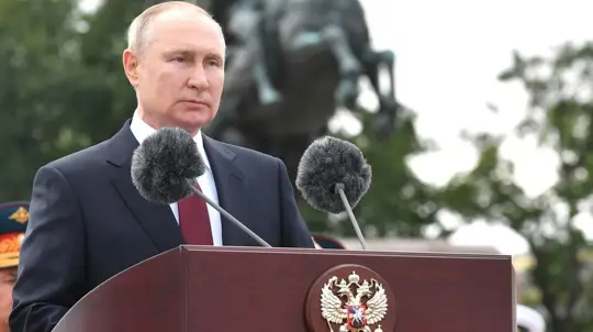 Putin Meets Great Patriotic War Veterans Before Victory Day Parade on Red Square