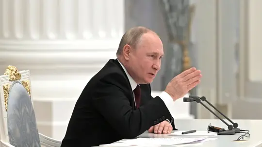 Putin Says Ukrainian Strikes Cause No Critical Damage