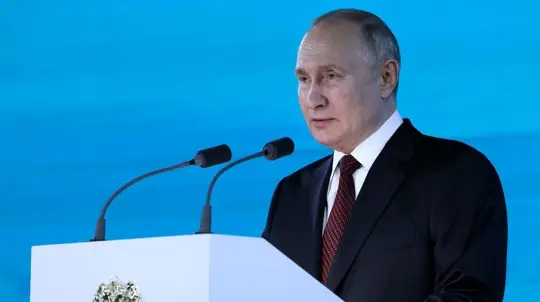 Analyst Says Russia May End Conflict by Force
