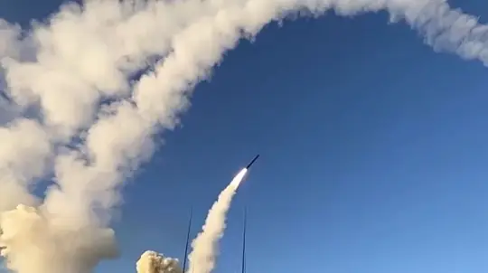 Daniel Davis Warns Ukraine Air Defense Is Running Out