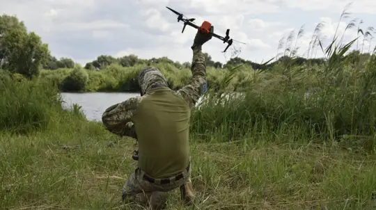 Female UAV Crews Seen in Ukrainian Army Near Dobropolye