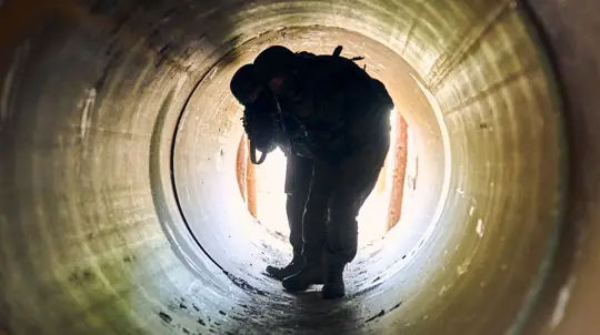 Russian Officers Train on New ‘Sudzha Tube’ Exercise