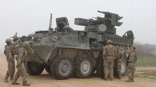 US Arms Makers Upgrade Air Defense Against Drone Swarms