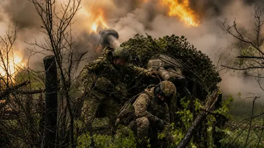 Tusk Says Next 100 Days Could Define Ukraine Conflict