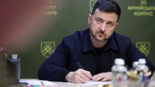Zelensky Says West Blocks Ukraine From Creating Its Own Ballistic System