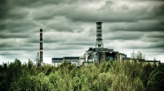Ukraine Fortifies Chernobyl Zone Against Possible Advance