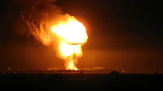 Kinzhal Missiles Strike Starokonstantinov Airbase