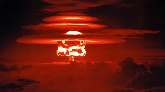 Baranets: Russia Has No Need to Use Nuclear Weapons Now